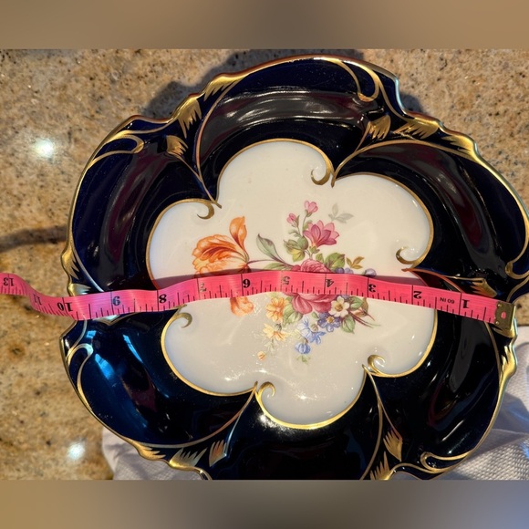 JLMENAU GRAF VON HENNEBERG porcelain pedestal cake plate - Picture 10 of 12